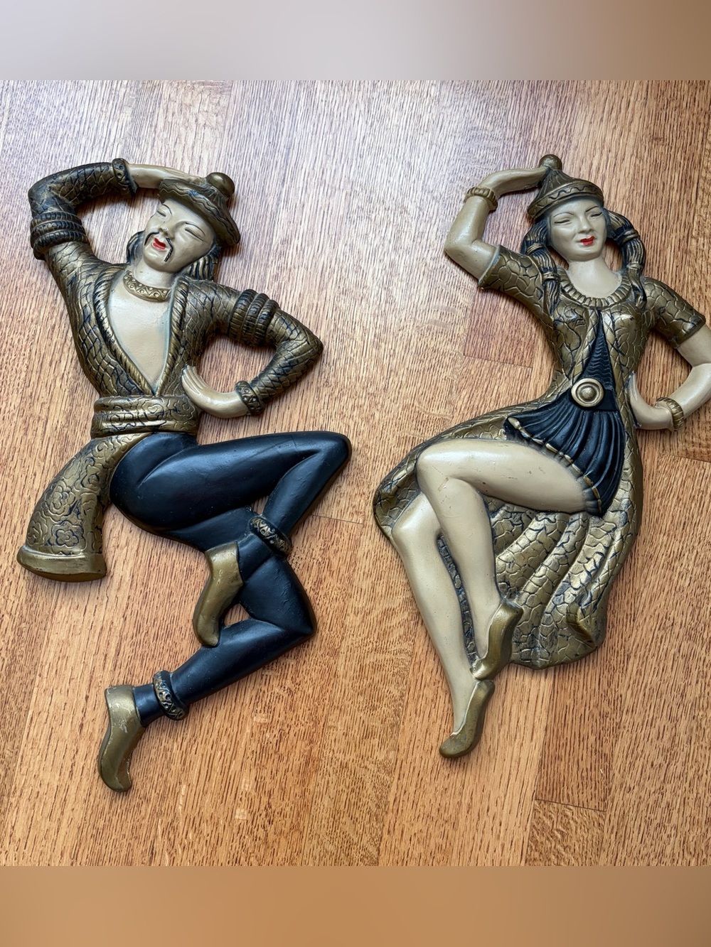 RARE Large 20" VTG Mid Century Modern Chalkware Wall Plaques Asian Dancers Pair